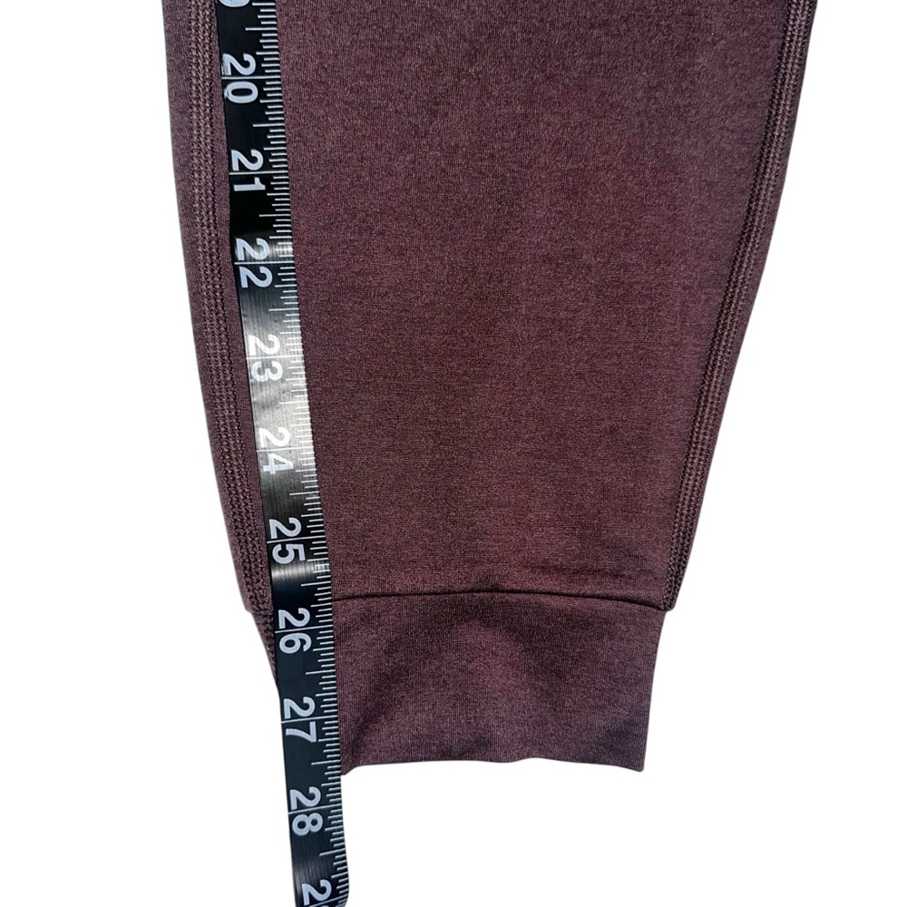 Vuori Performance Jogger Drawstring Pull-On Jogge… - image 8